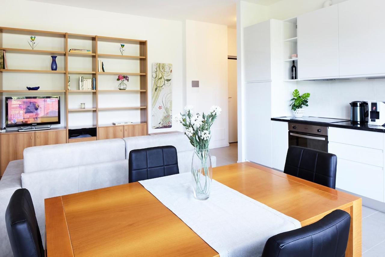 Appartamento La Vista By Holiday Solutions Como Exterior foto